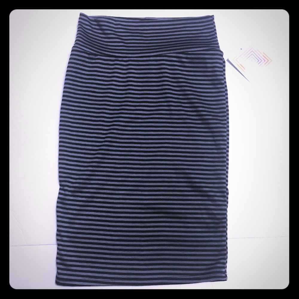 LulaRoe Black & Gray Striped Cassie Skirt [SK-64]